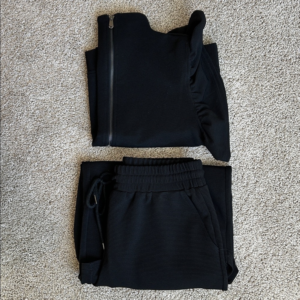 Entro ribbed lounge set black